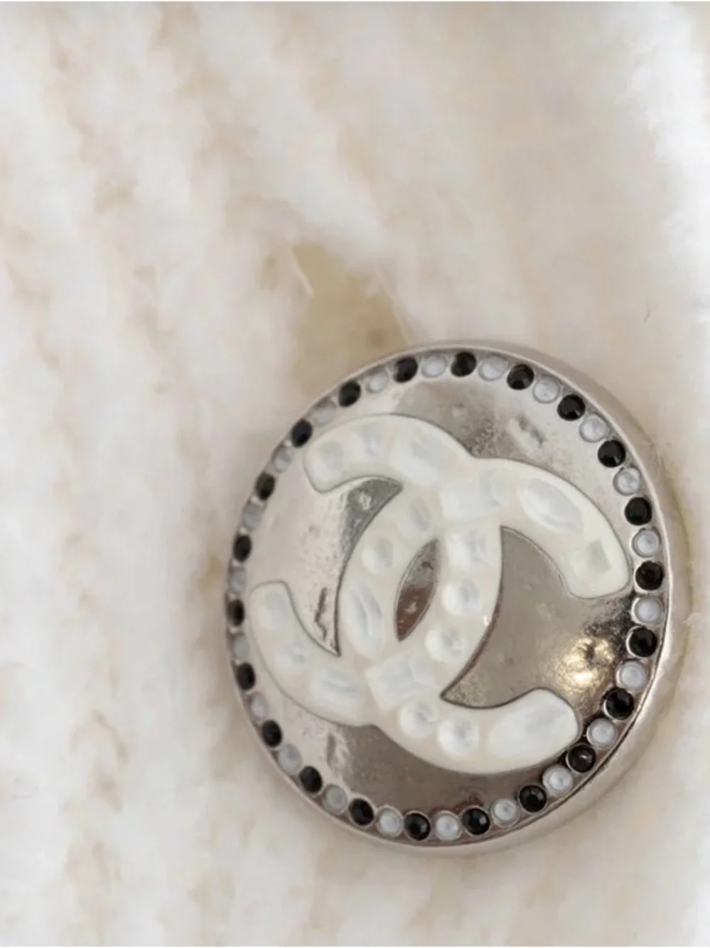 Chanel White Cotton Ribbed Knit No. 5 Crest Cardigan